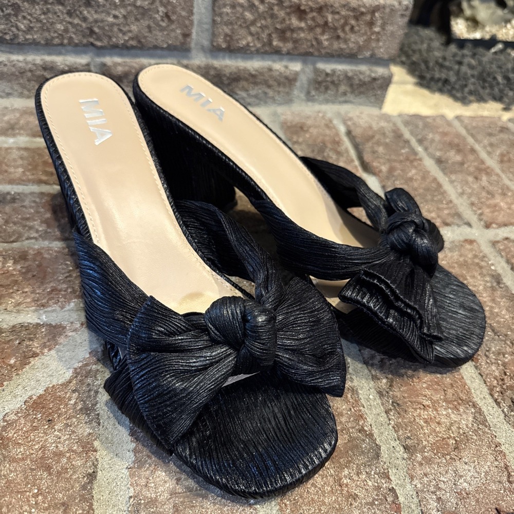 MIA Mechelle Knotted Bow Mule Womens Textured Block Heel Slide Size 9.5 Black